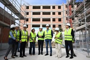 Sánchez destaca el compromiso del Gobierno con la vivienda asequible en Málaga