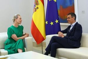Sánchez reafirma el apoyo de España a los derechos humanos en Rusia durante encuentro con Yulia Navalnaya
