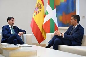 Sánchez y Pradales acuerdan nuevos traspasos de competencias para el País Vasco