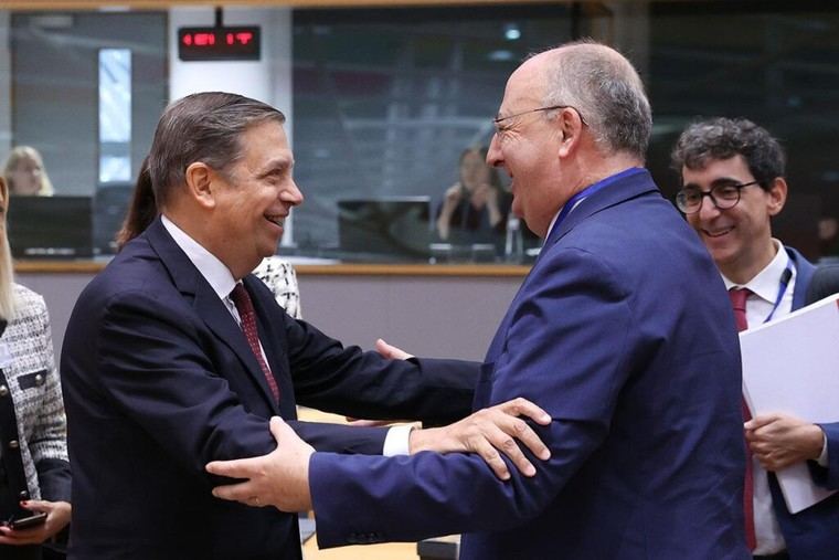 Planas busca un acuerdo europeo que beneficie a agricultores y pescadores españoles