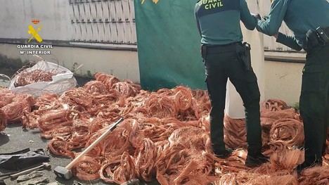 Desmantelan banda que robaba cobre y cable solar en Sevilla