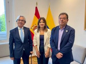 Rego y Colombia colaboran en mejoras para la infancia y juventud