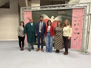 Rego destaca el impacto de jóvenes artistas en la lucha por la dignidad y justicia