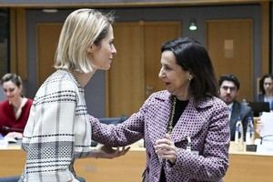 Robles destaca la necesidad de unidad y anticipación en defensa europea