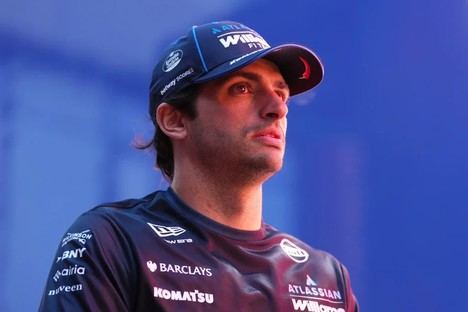 Sainz revela el problema de la luz azul que provocó su choque con Piastri