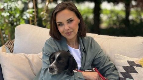 Seis familias buscan dar una nueva vida a perros abandonados en 'Dog House'