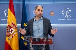 IU propone reducir el número de alumnos por aula a 20 en Primaria y Secundaria y a 25 en Bachillerato