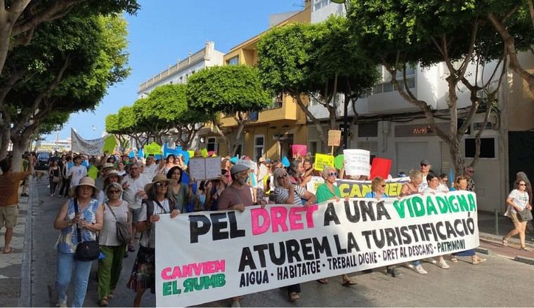 Crisis del turismo: el impacto de la masificación en comunidades locales
