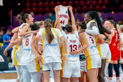 España se enfrenta a Francia en semifinales del Eurobasket Femenino